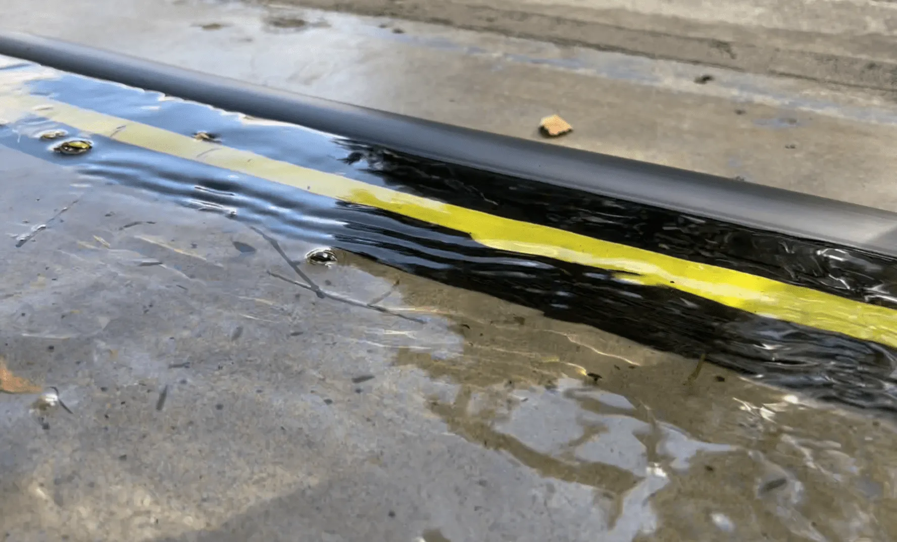 1 ?' High Garage Door Flood Barrier Threshold Kit (18'3') | Flexible PVC | Complete Kit Includes 3 Adhesives| GaraDry