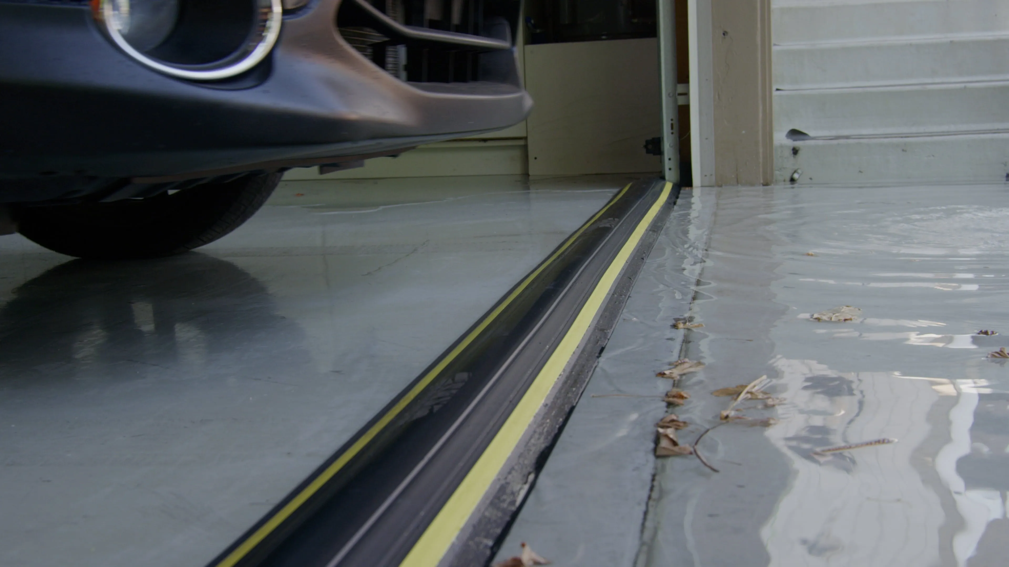 1 ?' High Garage Door Flood Barrier Threshold Kit (18'3') | Flexible PVC | Complete Kit Includes 3 Adhesives| GaraDry