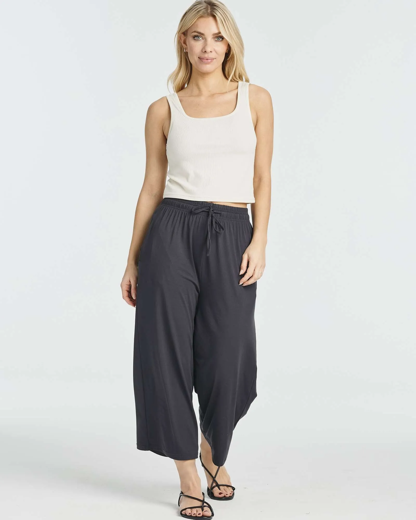 3 Pack: Women's Ultra-Soft Wide Leg Capri Pants