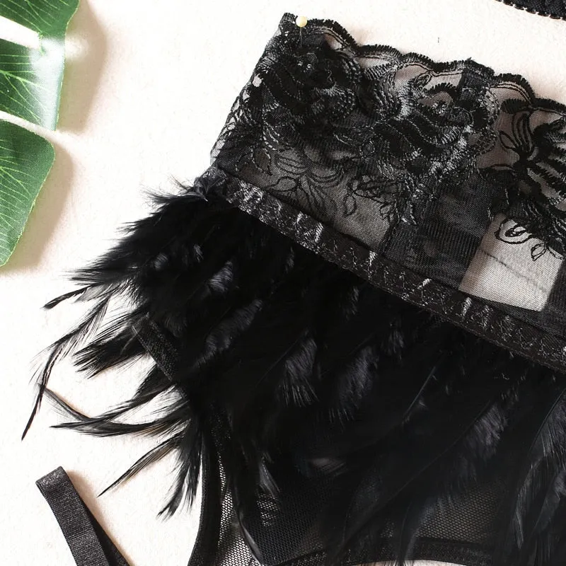 BerriesJam - 3-Piece Lace Transparent Underwear Set
