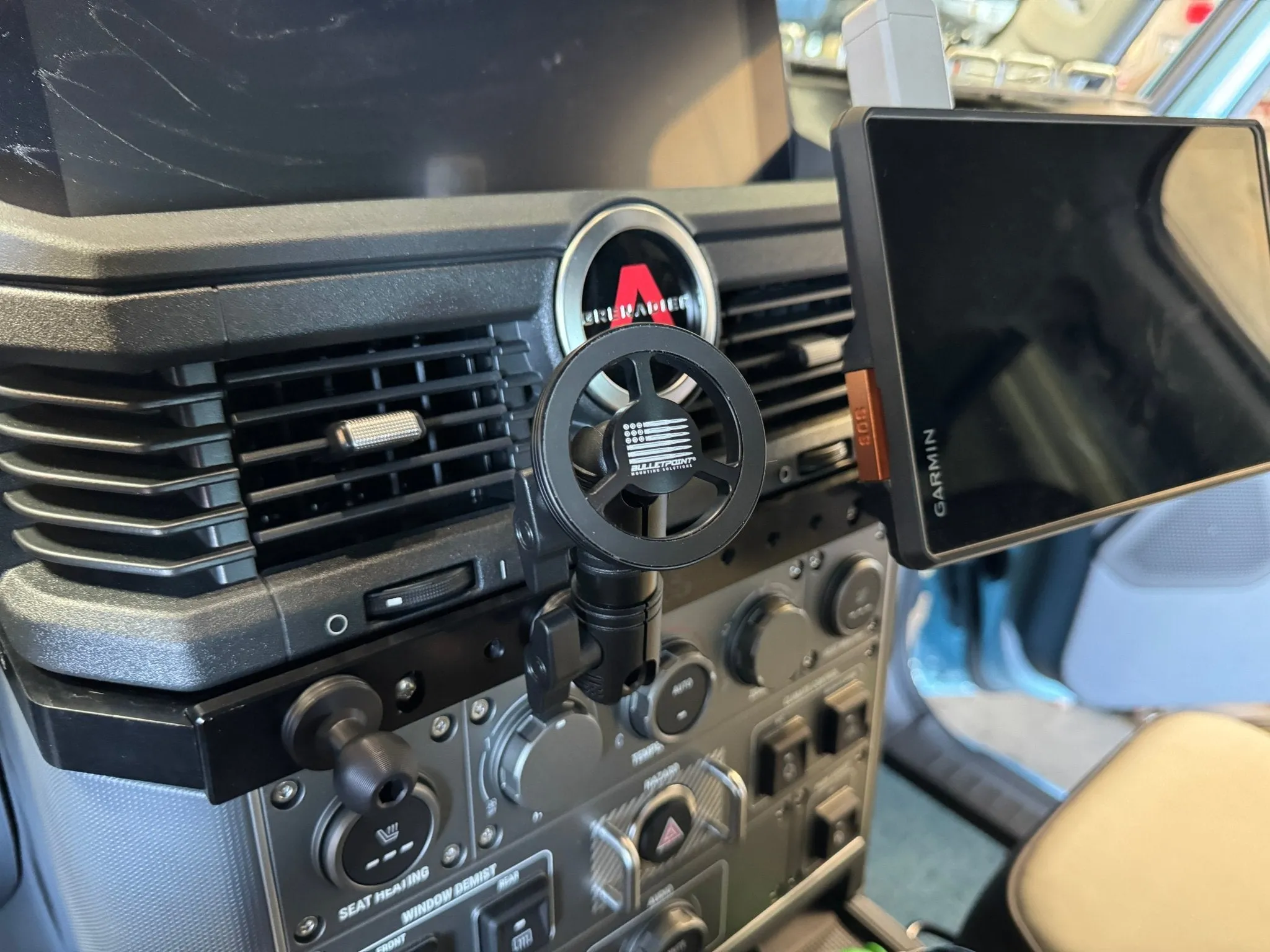 Carbon Fiber/Kevlar Mount Arm [Bulletpoint]