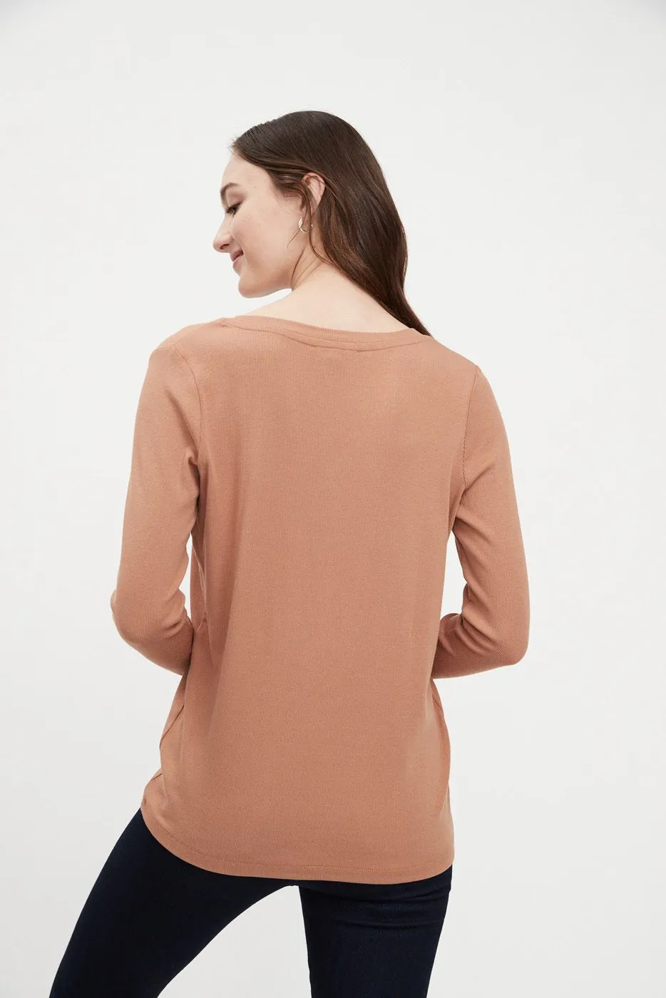 FDJ 1342161 Notched Long Sleeve Top
