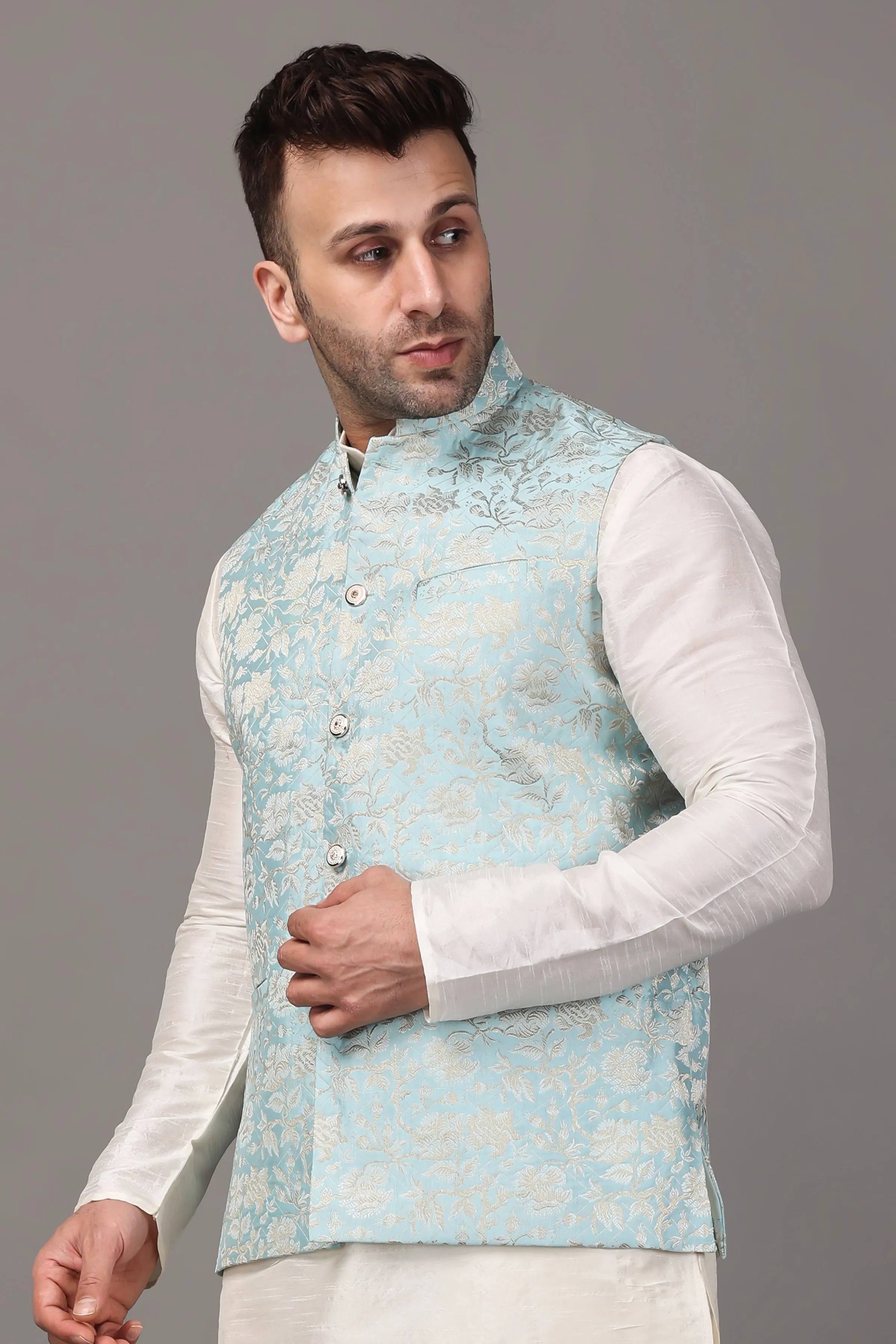 Joyful Horizon Brocade Vasket