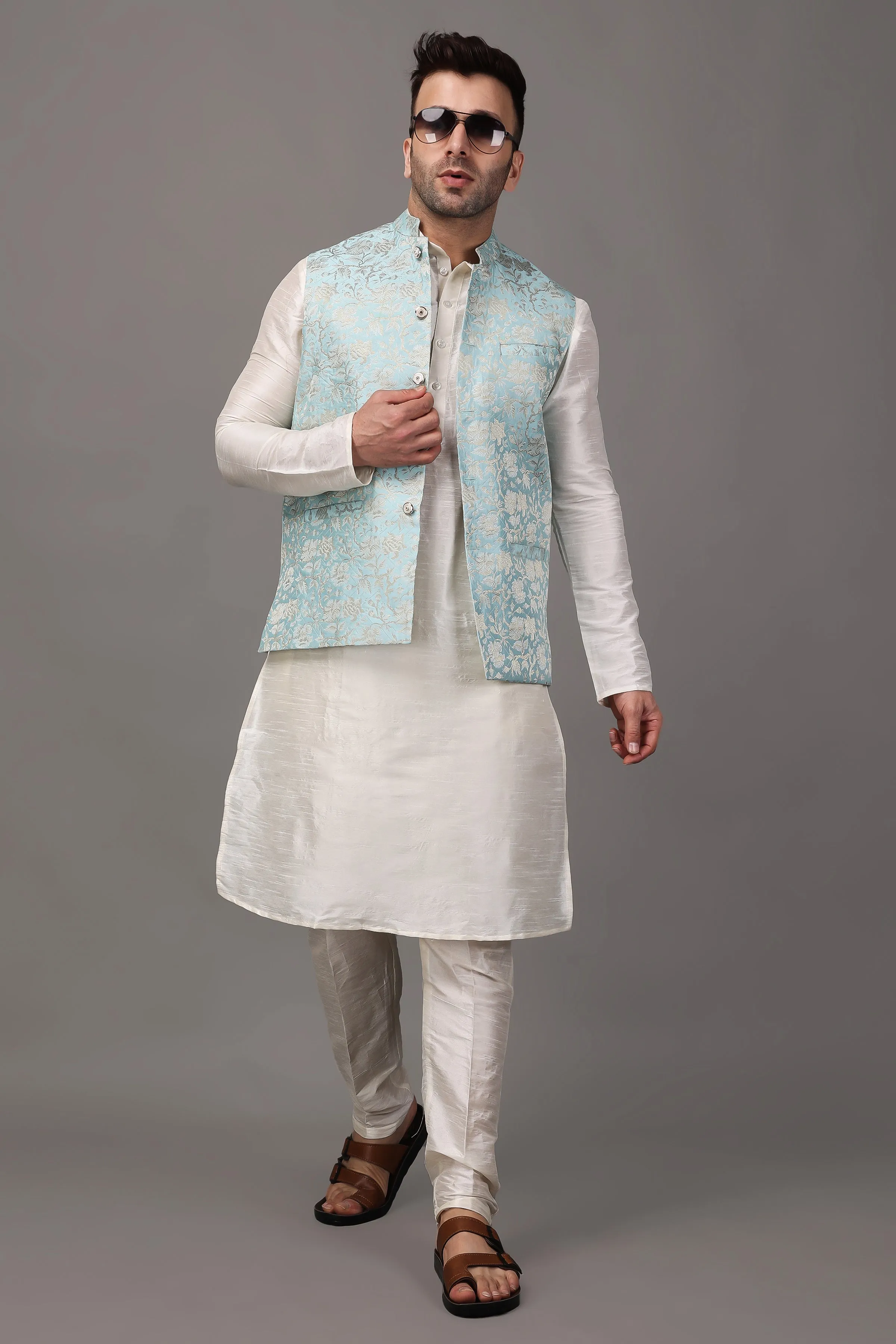 Joyful Horizon Brocade Vasket