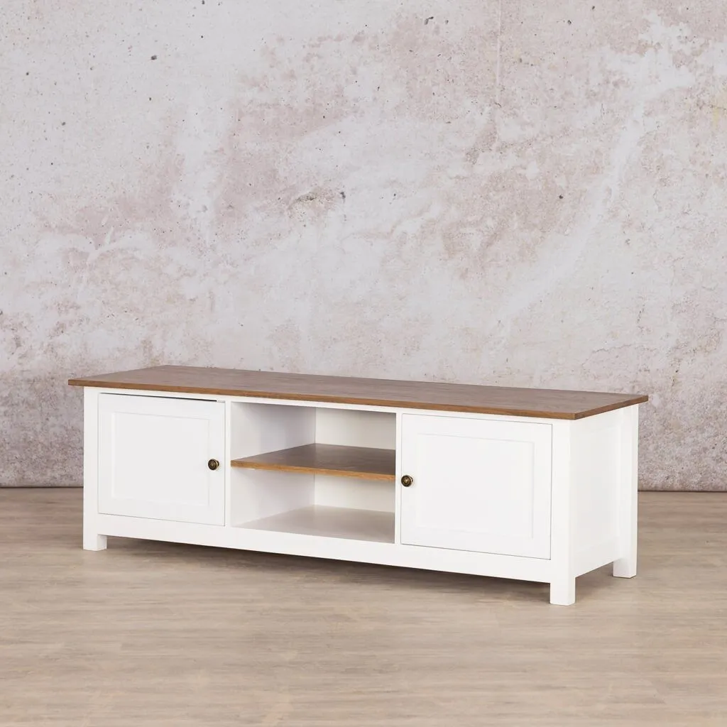 Louvre 1600 TV Unit